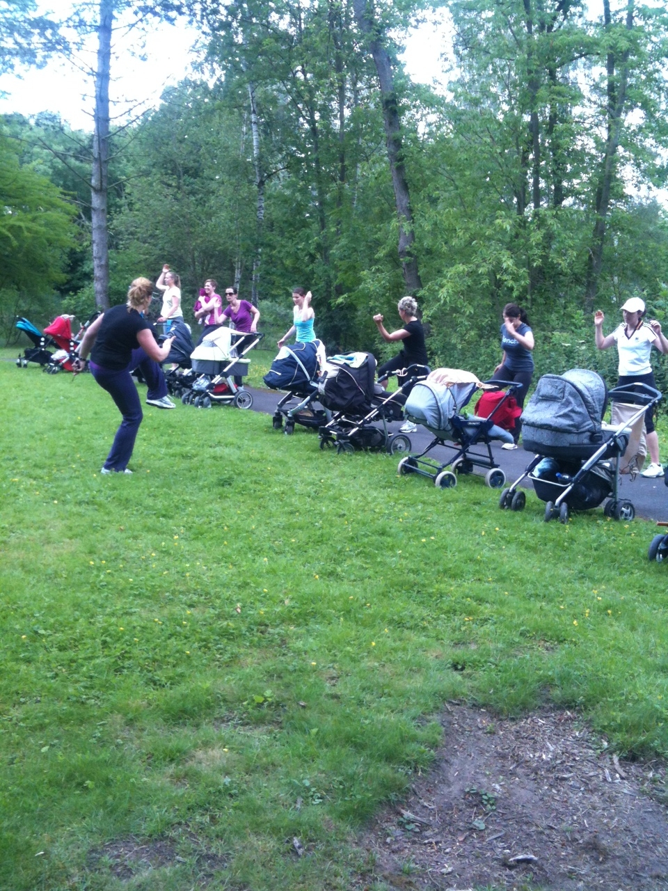 BauchBuggyGo - Fitness mit dem Buggy an der frischen Luft