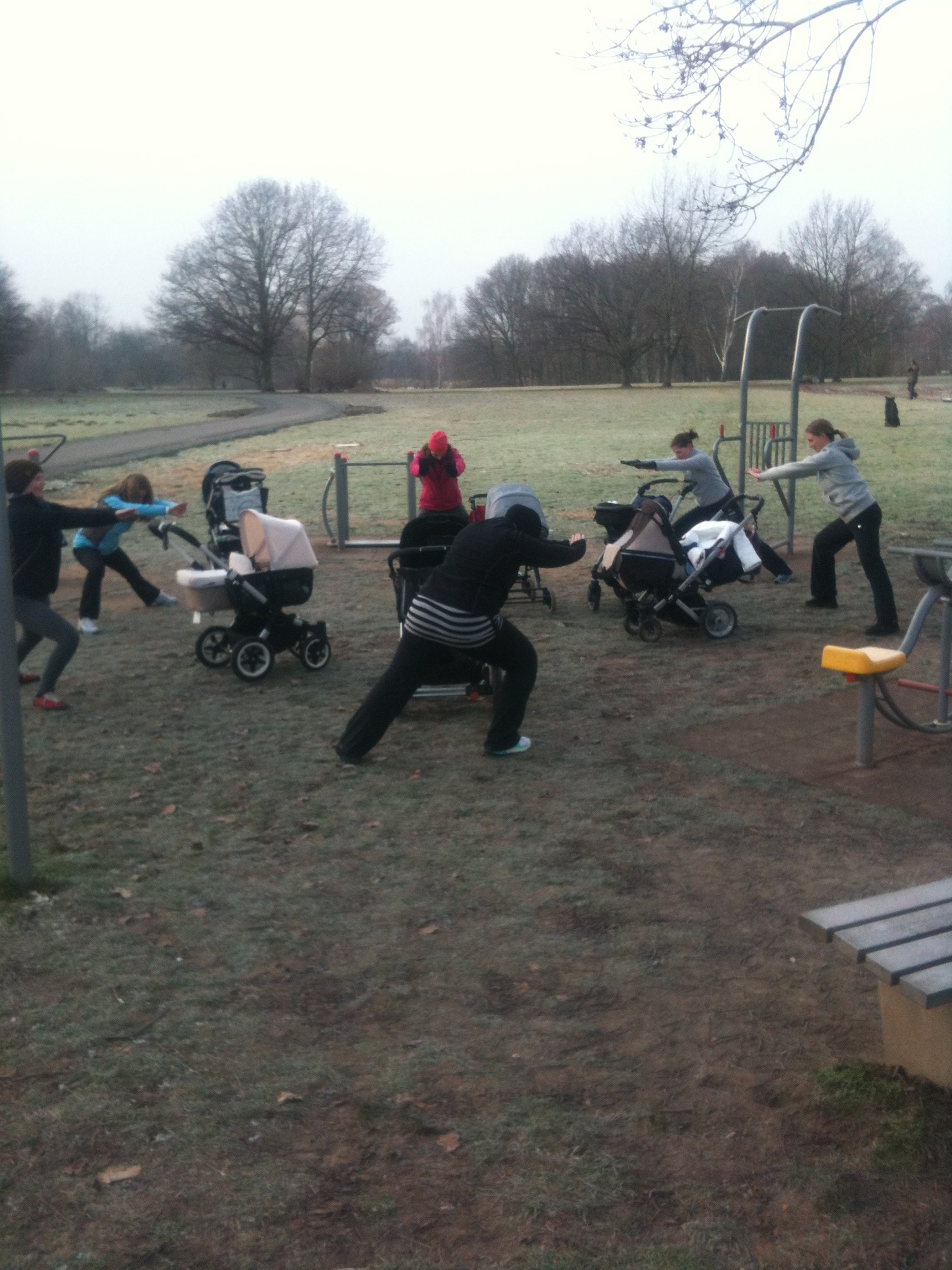 BauchBuggyGo - Fitness mit Buggy im Winter